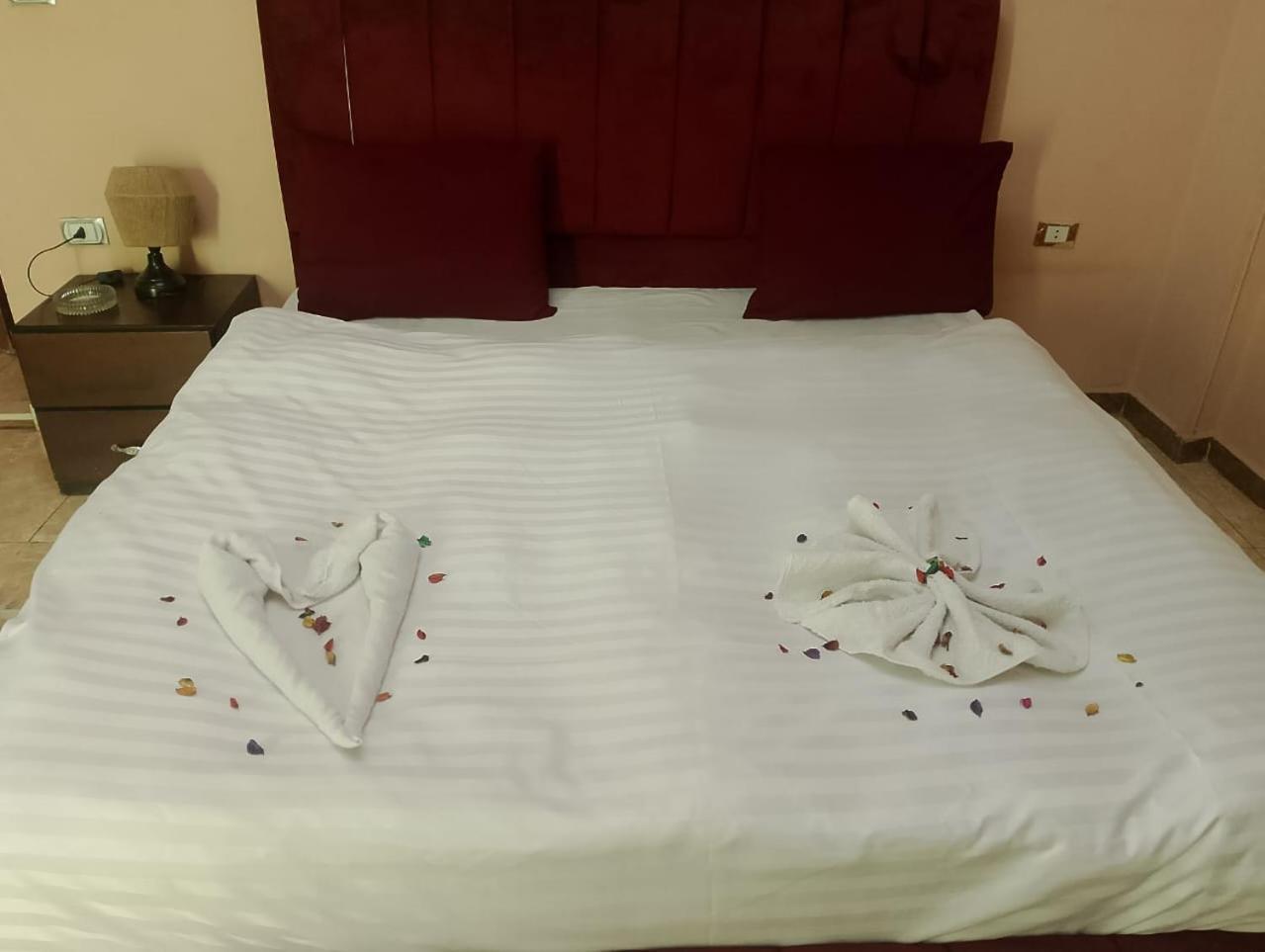 Pyramid Stars Inn Nazlet el-Sisi Ngoại thất bức ảnh