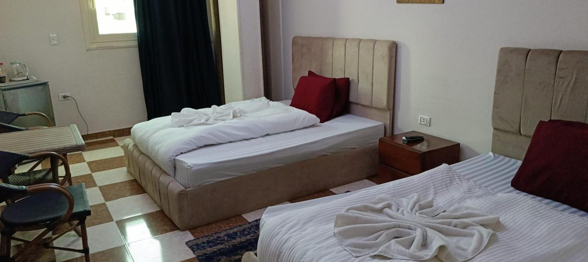 Pyramid Stars Inn Nazlet el-Sisi Ngoại thất bức ảnh